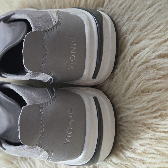Vionic Walk Roam Suede Hybrid Style Sneaker 6.5 - Picture 7 of 13